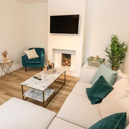Alma Cottage Buxton  Kültér fotó